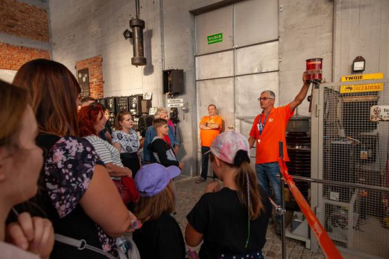 INDUSTRIADOWE zwiedzanie z przewodnikiem.